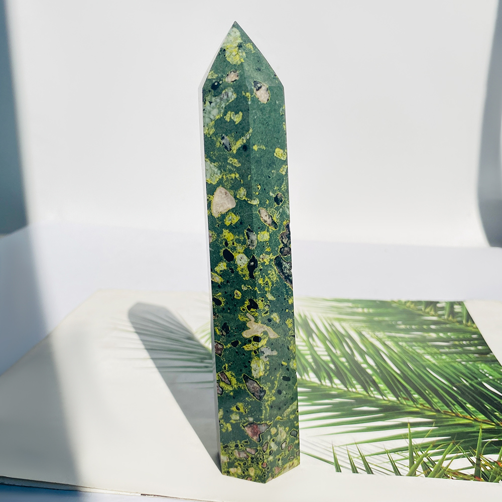 คริสตัลแจสเปอร์สีเขียวธรรมชาติ - Art Craft Holiday บทวิจารณ์และราคา